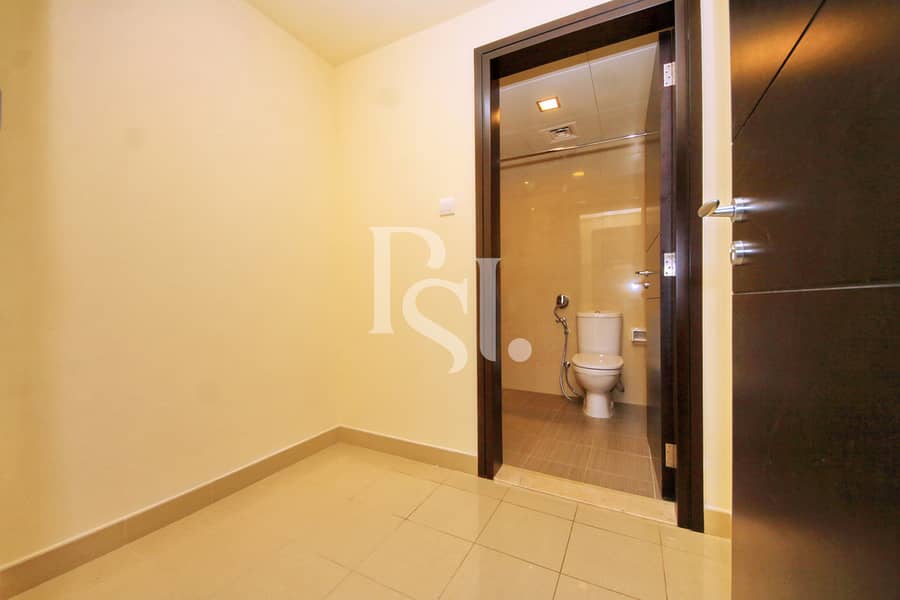 10 3BRM-Unit-6106-Sun-Tower-Shams-Abu-Dhabi-Al-Reem-Island-Abu-Dhabi-UAE (10). jpg