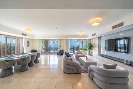 4 Bedroom Villa for Rent in Palm Jumeirah, Dubai - Private Pool | Serviced | Furnished | Beach Front