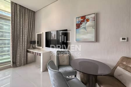 Studio for Rent in Business Bay, Dubai - Fully Furnished | Canal View | Ready to Move In