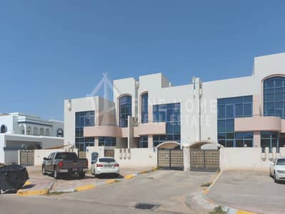 فيلا مجمع سكني 8 غرف نوم للبيع في المقطع، أبوظبي - مجمع 4 فلل | موقع مميز | مؤجر بالكامل بدخل سنوي عالي