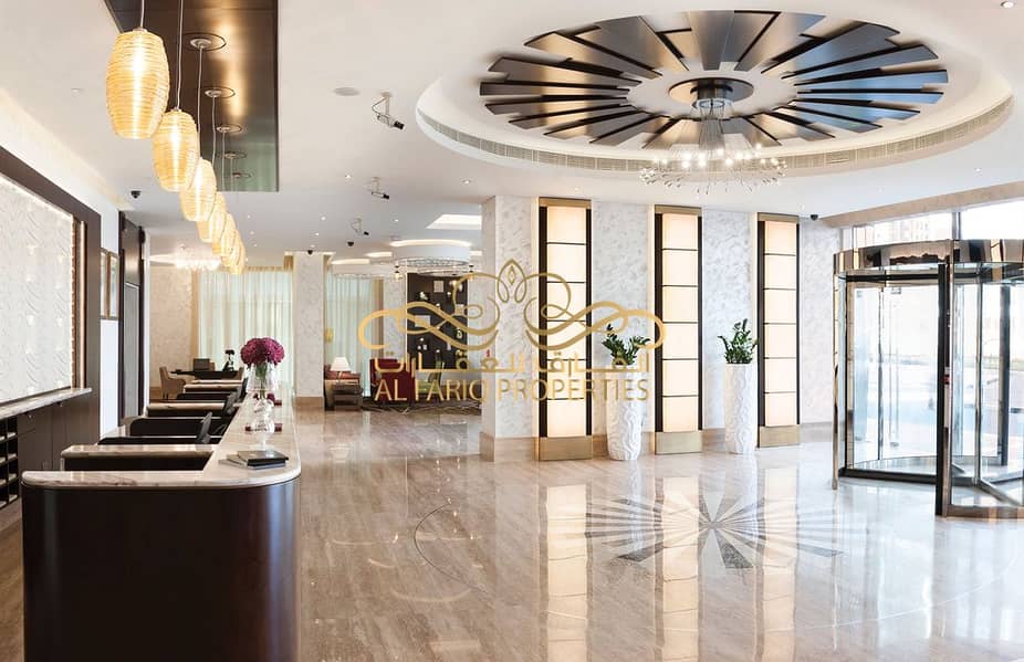 9 carlton-downtown-lobby_orig. jpg