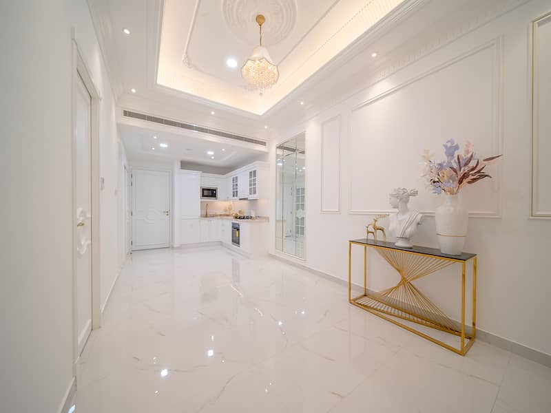 13 Living Room 3. jpg