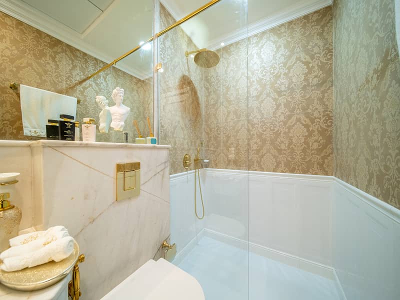 26 bathroom 4. jpg