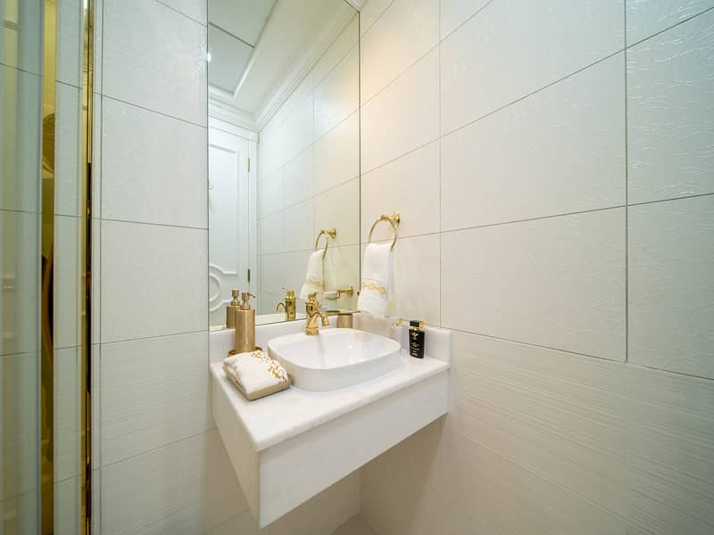 27 bathroom 6. jpg