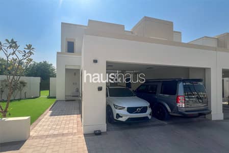 4 Bedroom Townhouse for Sale in Town Square, Dubai - Huge Plot | Single Row | Vacant on Transfer