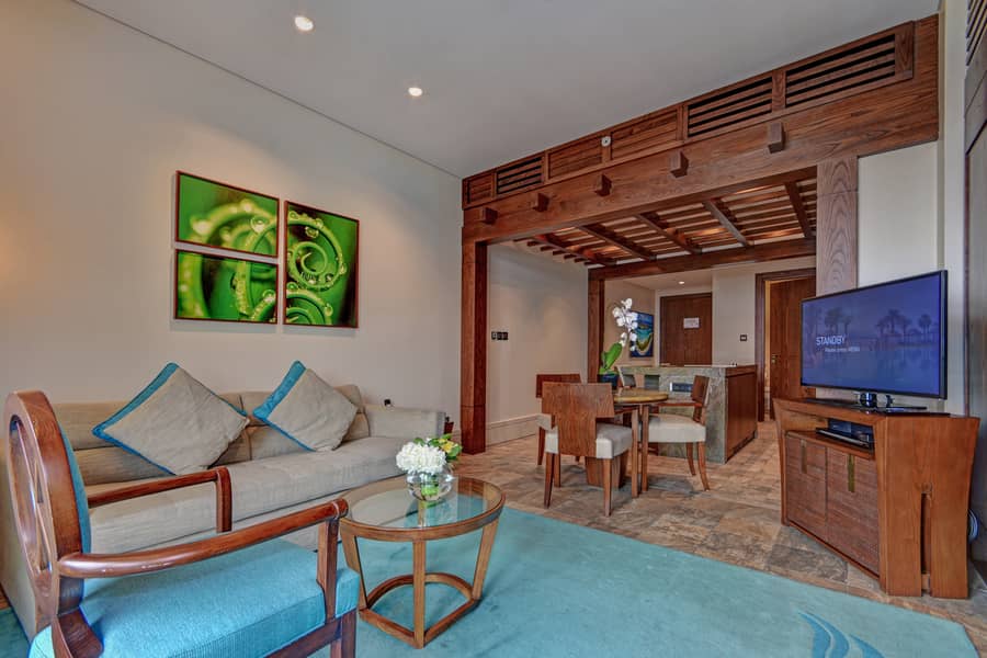 5 1 Bedroom Apartment - Living Room. jpg