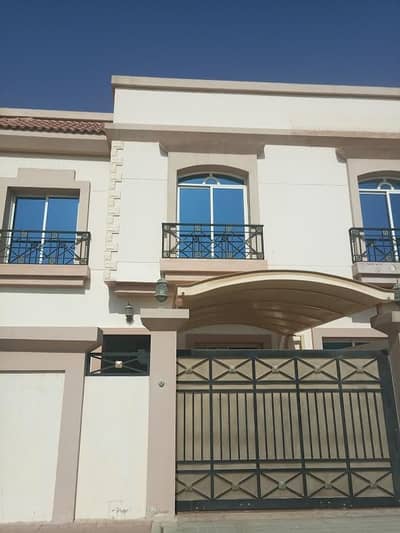 Compound 3br villa for rent in mirdif /95k Compound 3br villa for rent in mirdif /95k