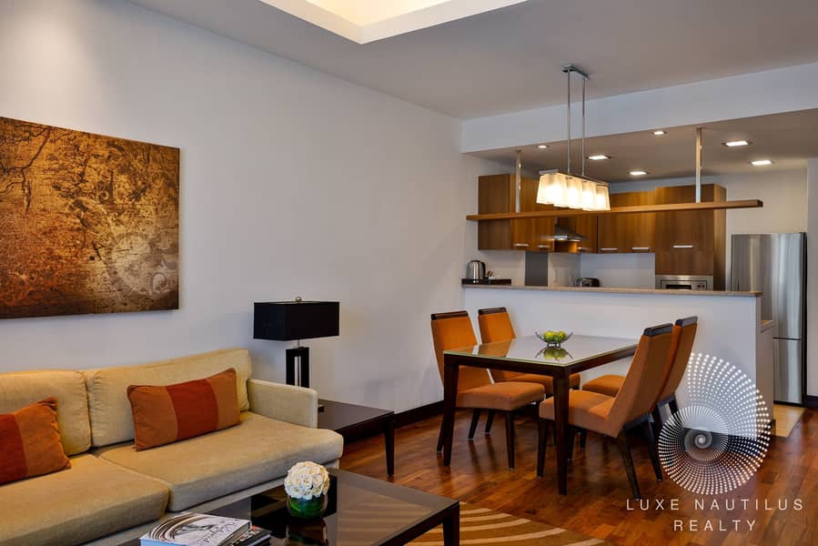 6 One Bedroom Apartment Dining. jpg