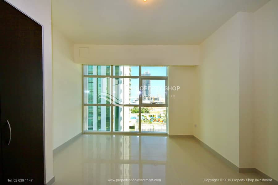 4 1-bedroom-apartment-al-reem-island-marina-square-tala-tower-bedroom. JPG