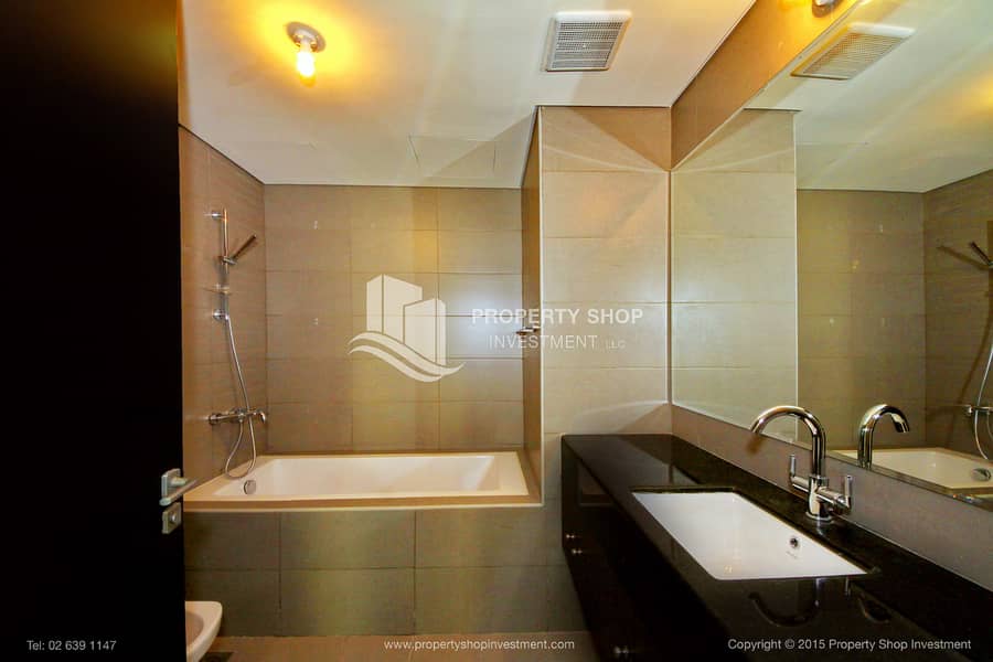 8 1-bedroom-apartment-al-reem-island-marina-square-tala-tower-bathroom. JPG
