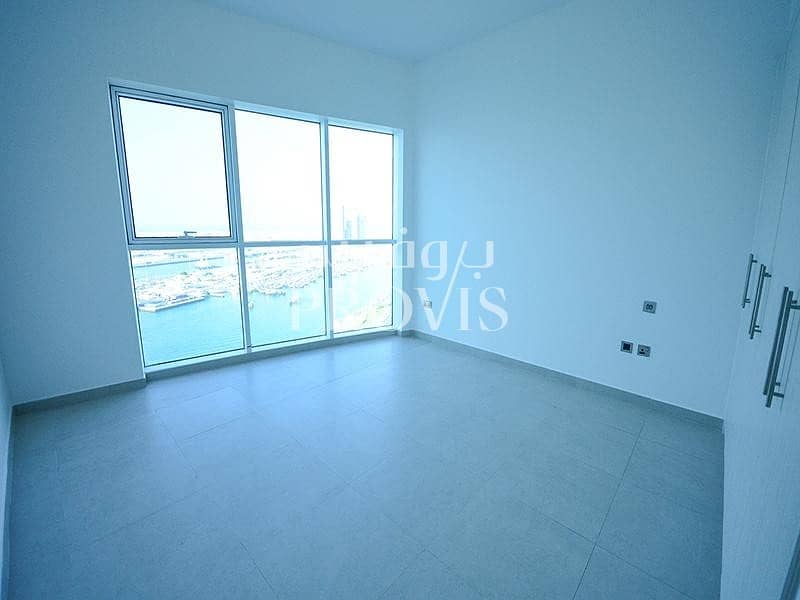 Perfectly located on corniche|Glorious sea view Perfectly located on corniche|Glorious sea view