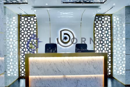 مکتب  للايجار في شارع الشيخ زايد، دبي - 801 Reception- Latifa. jpeg
