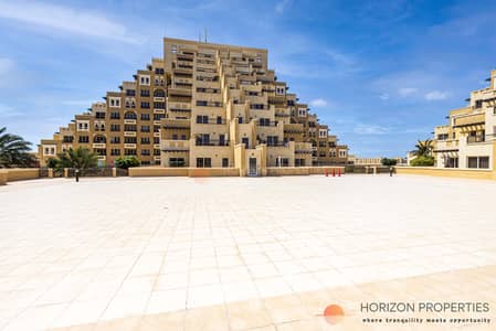 2 Bedroom Flat for Sale in Al Marjan Island, Ras Al Khaimah - Prime Living | Large Space | Tenanted