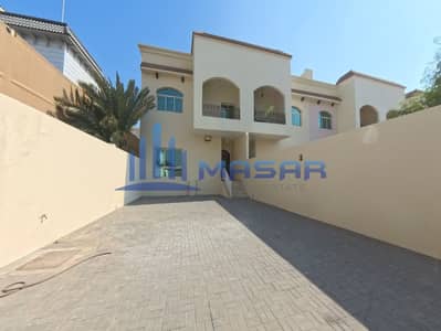 5 Bedroom Villa for Rent in Khalifa City, Abu Dhabi - Layer Light (4). png