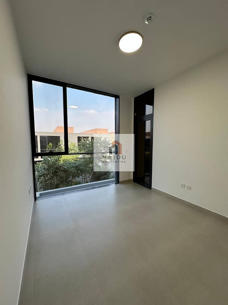 8 Bedroom 2. jpeg