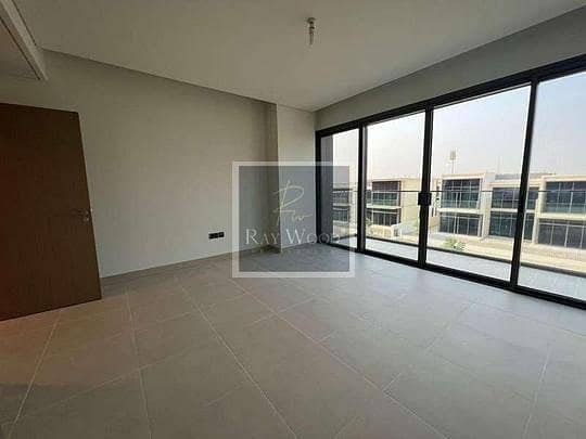 2 a25aed14-2e9a-41b8-b6c6-414e56852123. jpg
