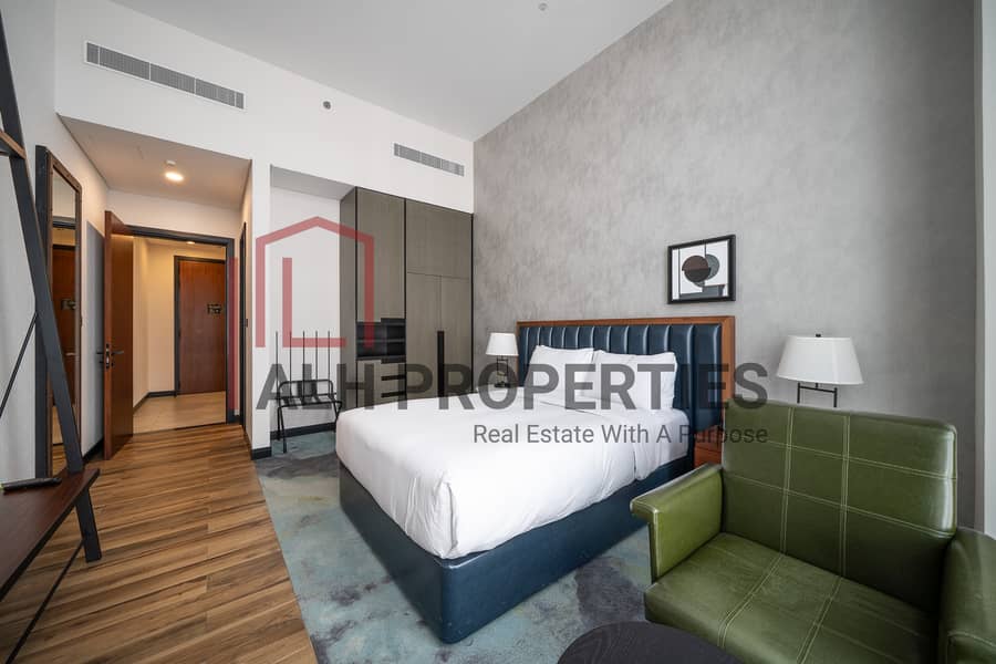 28 Double Tree_1401_3bd Ambassador-24. jpg