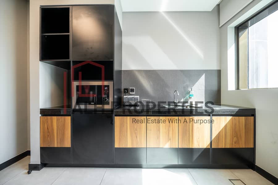 18 Double Tree_1504_3bd burj khalifa-14. jpg