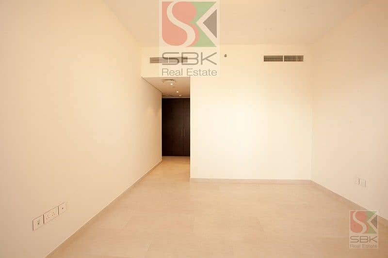 4 Spacious 3BHK available near to Jaddaf metro station