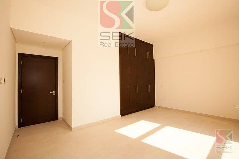 7 Spacious 3BHK available near to Jaddaf metro station