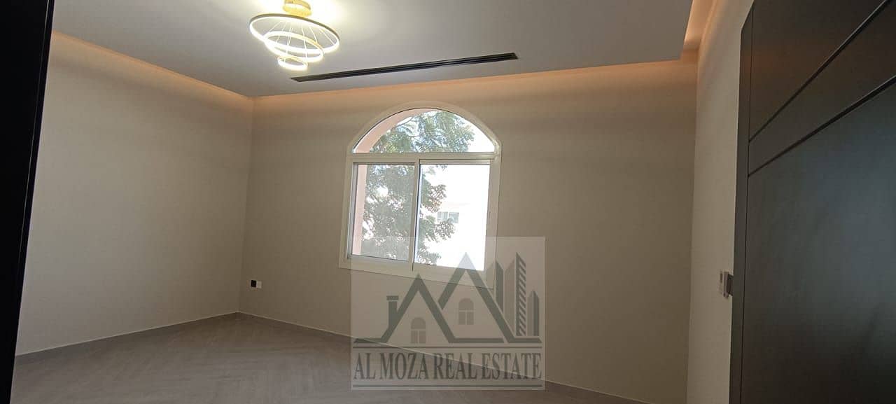 21 e45a8545-afca-48ee-afd1-2bed5a2f840f. jpg