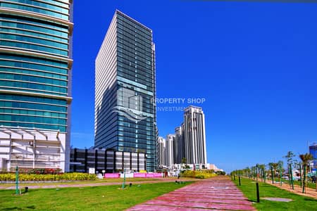 1 Bedroom Apartment for Sale in Al Reem Island, Abu Dhabi - abu-dhabi-al-reeem-island-marina-square-rak-tower-community-4. JPG