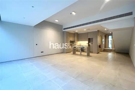3 Bedroom Townhouse for Rent in Mohammed Bin Rashid City, Dubai - Extended Living Room | Vacant | New 3 Bedroom Townhouse for Rent in Mohammed Bin Rashid City, Dubai - Extended Living Room | Vacant | New