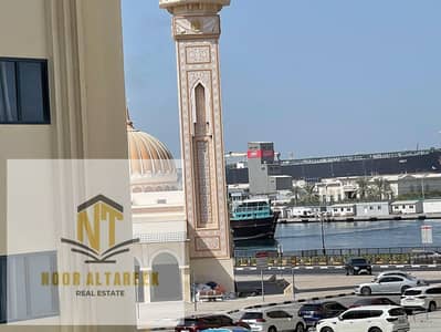 For annual rent, a large studio with a sea view, at an attractive price and an excellent location, the second row from the Corniche