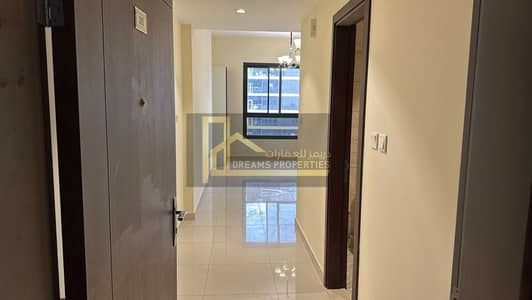 Studio for Sale in Dubai Land Residence Complex, Dubai - wJnXD4o5VhK6WzDdYZ5hCINTlbIj7K3ENJVzDHNH. jpg