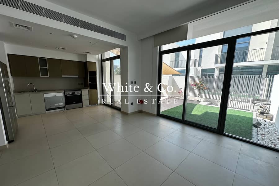 Exclusive | Landscaped | Great Location