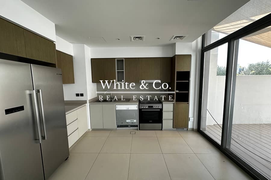 Exclusive | Landscaped | Great Location