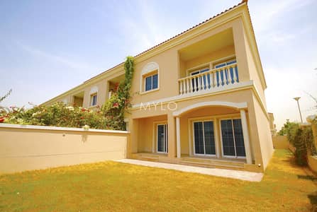 Immaculate End Unit I 2BR I Park Facing Immaculate End Unit I 2BR I Park Facing