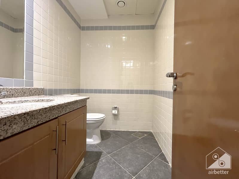38 Madison Residency - 1606 - WC2 - 1. jpg