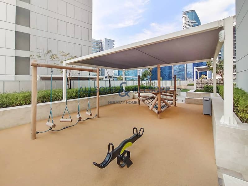 17 Kid's Play Area