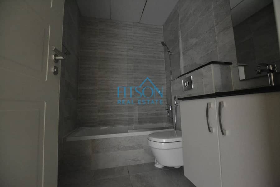 11 d8393714-adfa-4ad4-ad0b-faf87bec9dc9. jpg