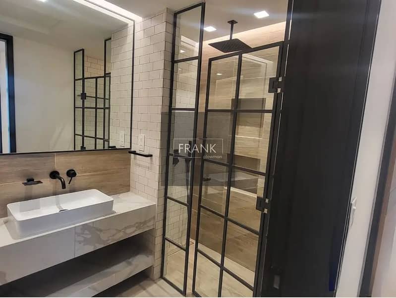 6 Looking for Real estate Agents (3). png