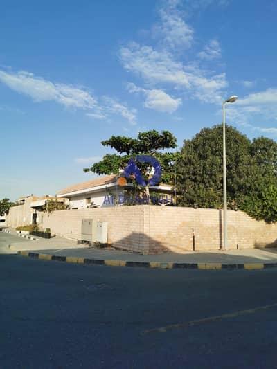 فیلا 4 غرف نوم للبيع في الجزات، الشارقة - IMG-20250222-WA0091. jpg
