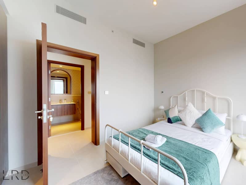 16 LRD-VACATION-HOMES-Vida-Residences-at-Creek-Beach-03182025_104812. jpg