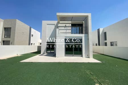 4 Bedroom Villa for Rent in Dubai South, Dubai - Stand Alone  | Spacious Unit | Vacant Now