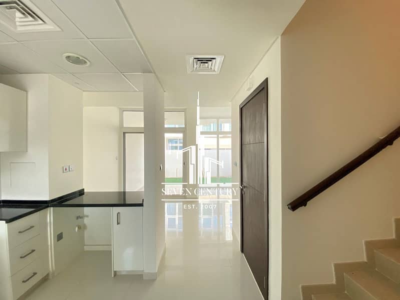 6 Basswood_Villa117__3. jpg