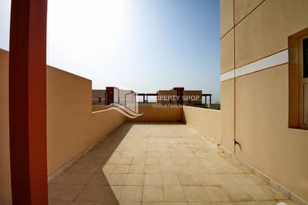阿尔加迪尔， 阿布扎比 单身公寓待售 - studio-abu-dhabi-al-ghadeer-terrace-apartment-terrace. JPG