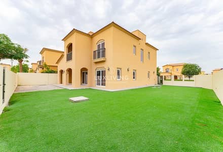 3 Bedroom Villa for Sale in Dubailand, Dubai - Vacant On Transfer | Single Row | Larger Plot