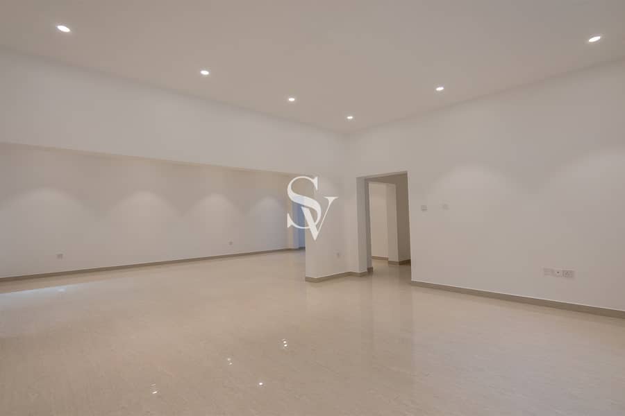 Upgraded Semi Detached | Skyline View | Spacious Upgraded Semi Detached | Skyline View | Spacious