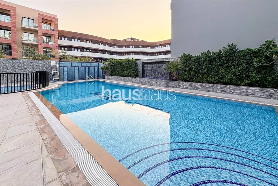 Pool View | Tenanted Unit | Priced To Sell