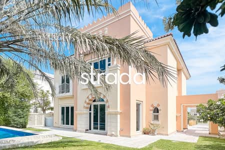 5 Bedroom Villa for Sale in Dubai Sports City, Dubai - Vacant | Renovation Opportunity | Park Backing C1