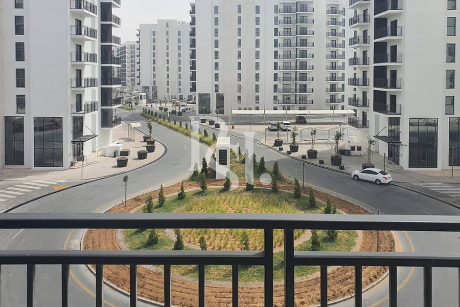 10 1BRM-Unit-321-AP71307-Waters-Edge-Yas-Island-Abu-Dhabi-UAE (5). jpg
