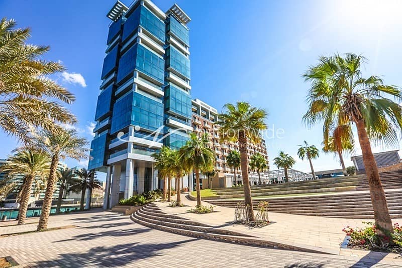 Beachfront 2BR Apartment + Scenic Balcony Beachfront 2BR Apartment + Scenic Balcony