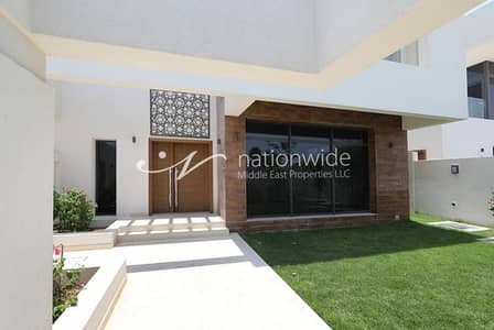 Magnificent 4 BR Villa w/ Scenic Terrace Magnificent 4 BR Villa w/ Scenic Terrace