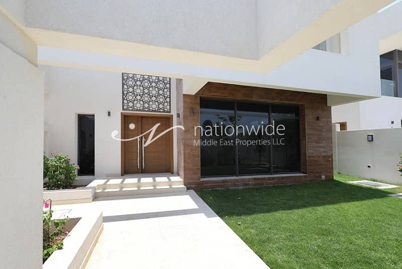 Magnificent 4 BR Villa w/ Scenic Terrace Magnificent 4 BR Villa w/ Scenic Terrace
