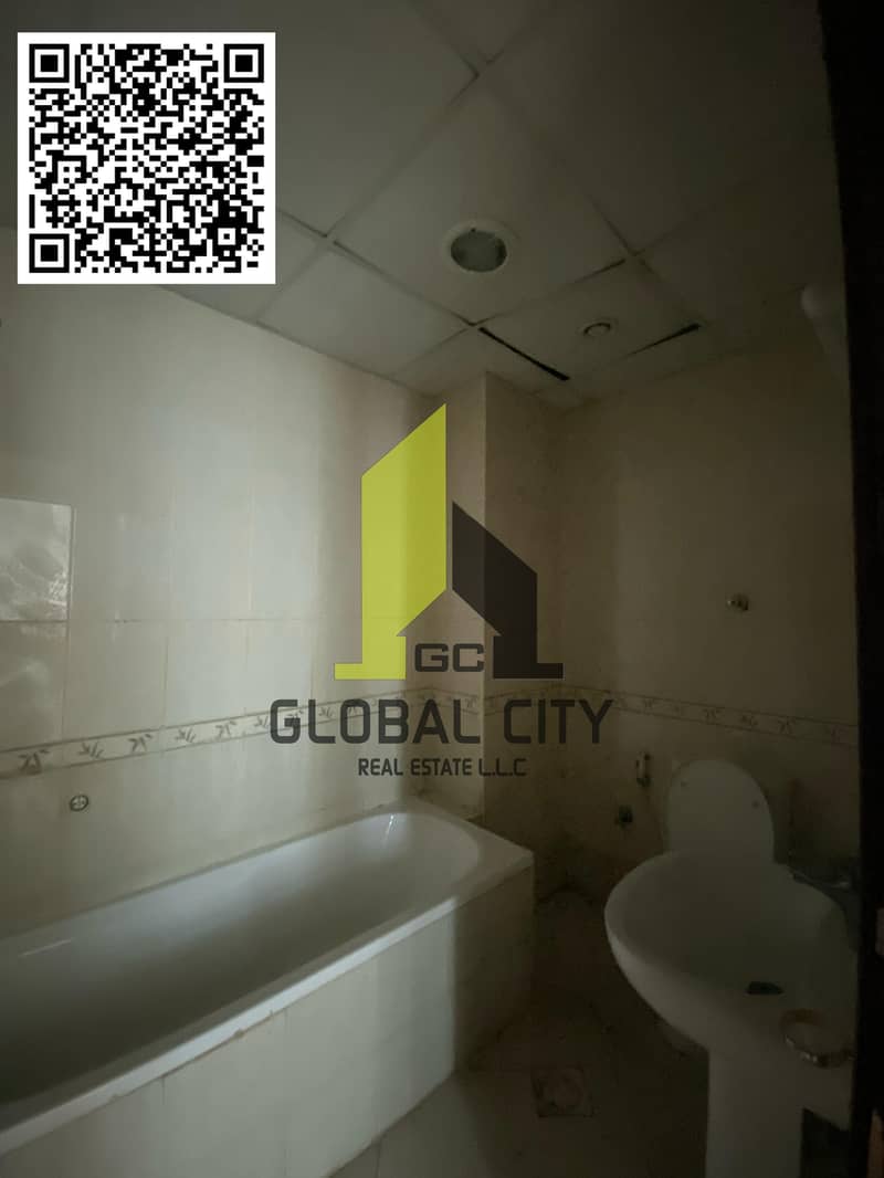 10 13e01481-8776-42f5-aadf-5d899920d49e. jpeg